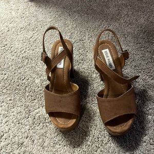 Steve Madden women’s size 7.5 women’s brown platform shoes